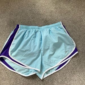 Nike Womens Tempo Shorts Size Large